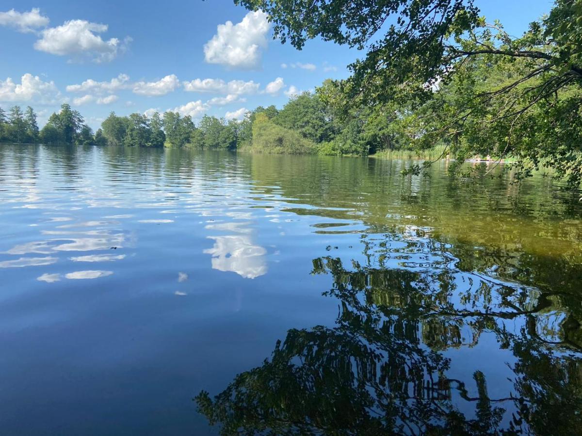 Seepension Ostertach - Am Leitgeringer See Tittmoning Exteriör bild
