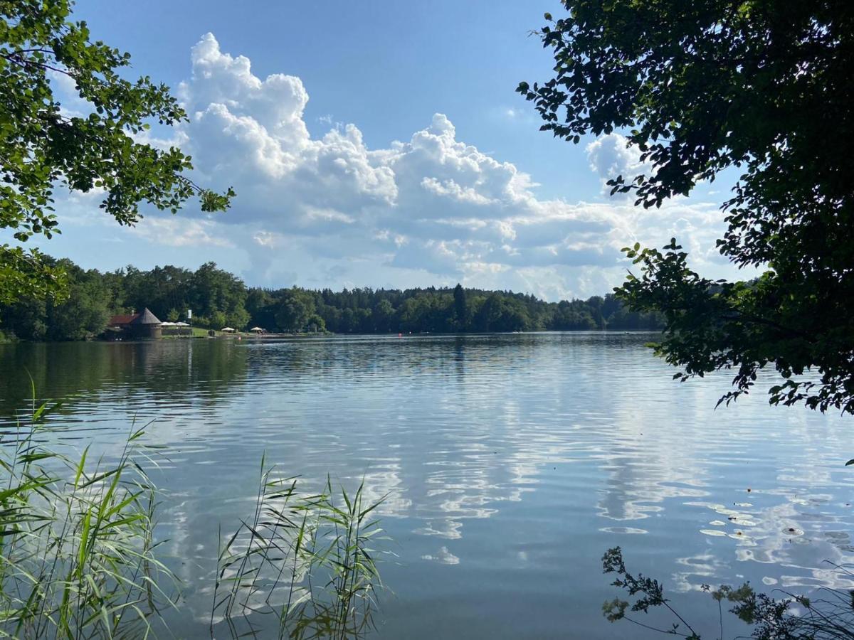 Seepension Ostertach - Am Leitgeringer See Tittmoning Exteriör bild